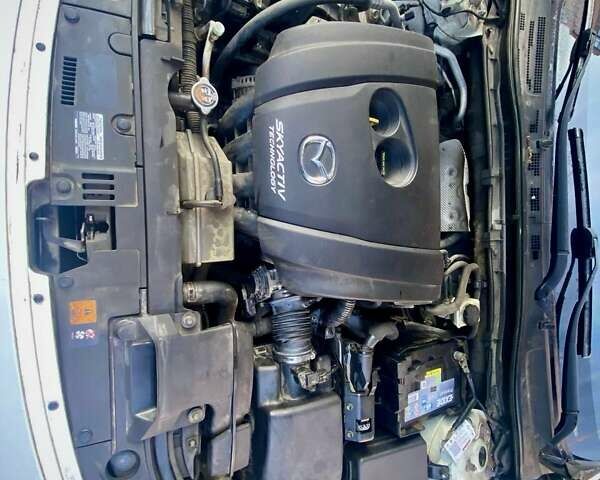 Белый Мазда 3, объемом двигателя 2 л и пробегом 148 тыс. км за 10300 $, фото 14 на Automoto.ua