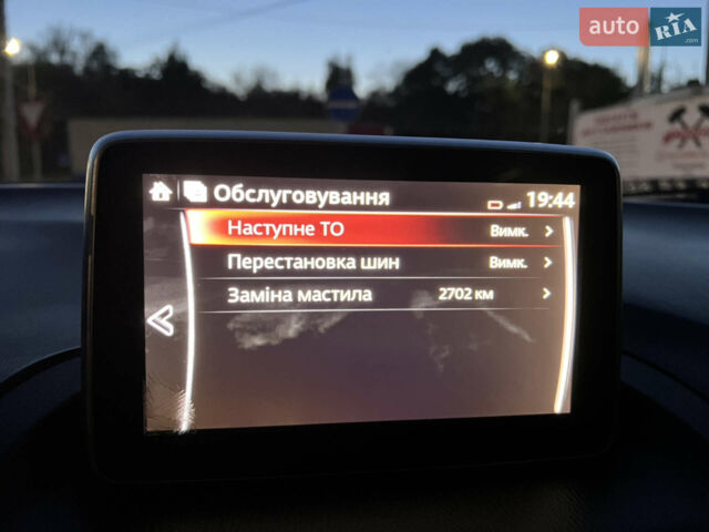 Белый Мазда 3, объемом двигателя 2.5 л и пробегом 174 тыс. км за 10000 $, фото 12 на Automoto.ua