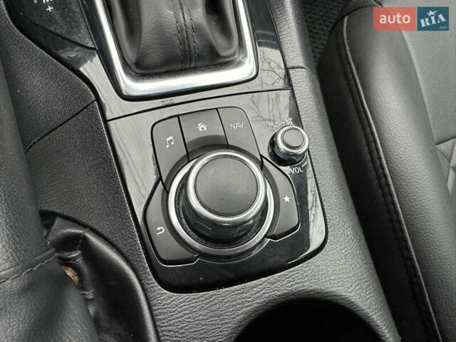 Белый Мазда 3, объемом двигателя 2 л и пробегом 173 тыс. км за 8700 $, фото 38 на Automoto.ua