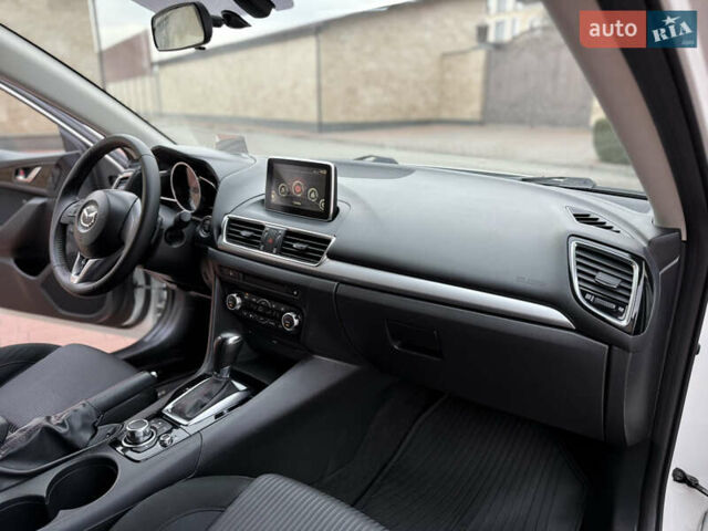 Белый Мазда 3, объемом двигателя 1.5 л и пробегом 98 тыс. км за 14300 $, фото 43 на Automoto.ua