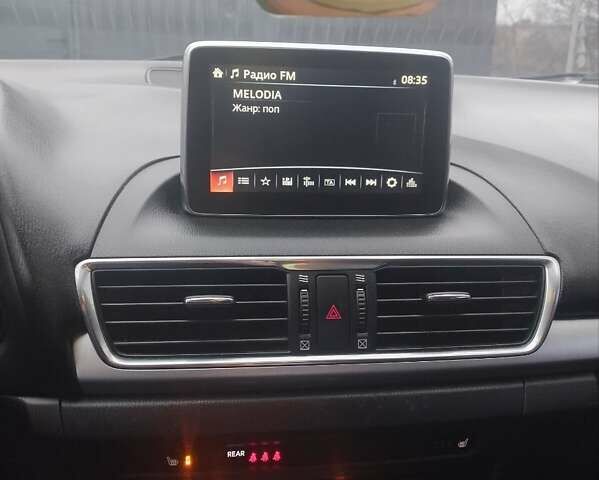 Белый Мазда 3, объемом двигателя 1.5 л и пробегом 168 тыс. км за 8999 $, фото 11 на Automoto.ua