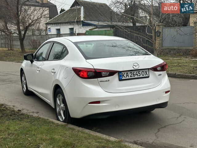 Белый Мазда 3, объемом двигателя 2 л и пробегом 173 тыс. км за 8700 $, фото 7 на Automoto.ua