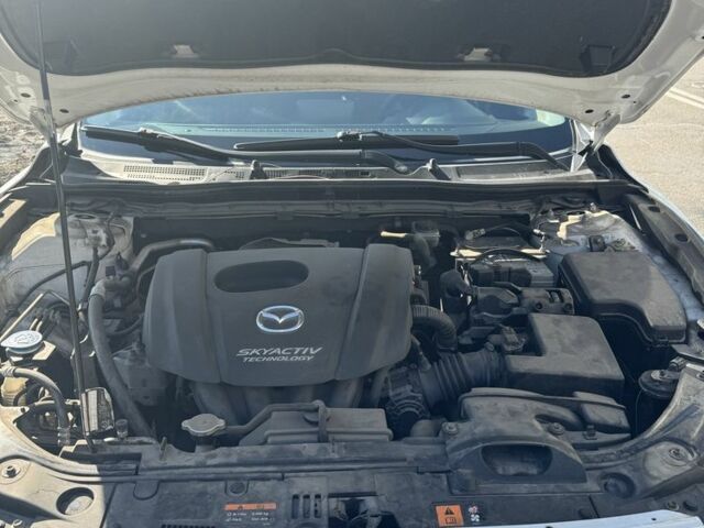 Белый Мазда 3, объемом двигателя 1.5 л и пробегом 80 тыс. км за 10800 $, фото 5 на Automoto.ua