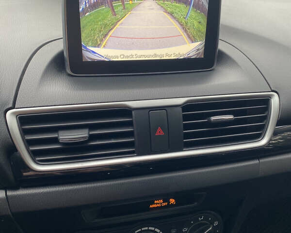 Білий Мазда 3, об'ємом двигуна 2 л та пробігом 175 тис. км за 9000 $, фото 29 на Automoto.ua