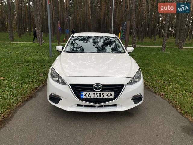 Білий Мазда 3, об'ємом двигуна 2 л та пробігом 175 тис. км за 9000 $, фото 6 на Automoto.ua