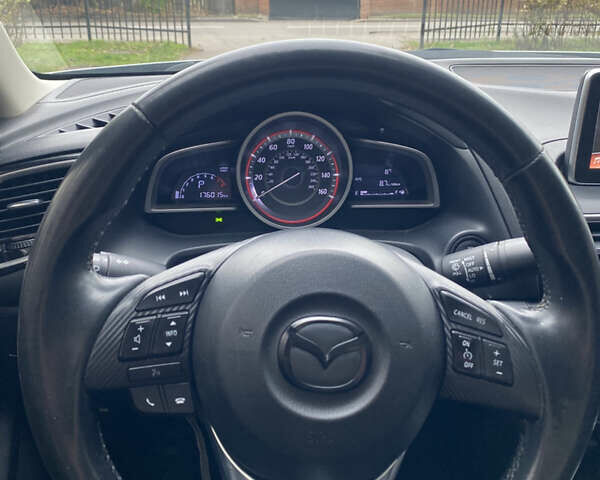 Білий Мазда 3, об'ємом двигуна 2 л та пробігом 175 тис. км за 9000 $, фото 36 на Automoto.ua