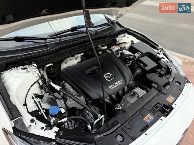 Белый Мазда 3, объемом двигателя 1.5 л и пробегом 98 тыс. км за 14300 $, фото 56 на Automoto.ua