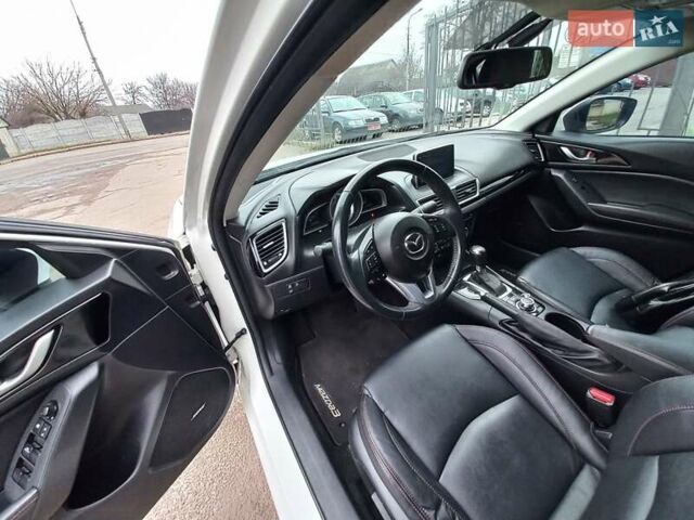 Білий Мазда 3, об'ємом двигуна 2 л та пробігом 147 тис. км за 11500 $, фото 14 на Automoto.ua