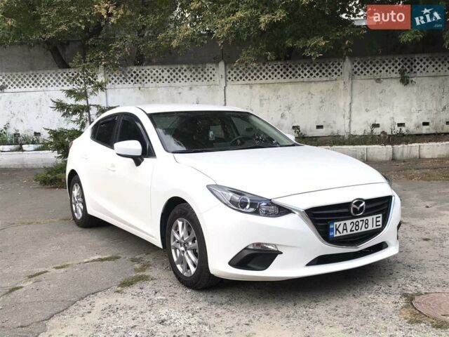 Білий Мазда 3, об'ємом двигуна 2 л та пробігом 158 тис. км за 12100 $, фото 5 на Automoto.ua