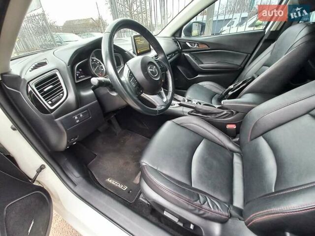 Білий Мазда 3, об'ємом двигуна 2 л та пробігом 147 тис. км за 11500 $, фото 20 на Automoto.ua