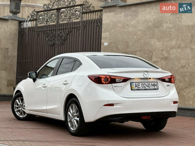 Белый Мазда 3, объемом двигателя 1.5 л и пробегом 98 тыс. км за 14300 $, фото 13 на Automoto.ua