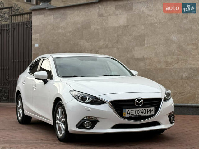Белый Мазда 3, объемом двигателя 1.5 л и пробегом 98 тыс. км за 14300 $, фото 9 на Automoto.ua