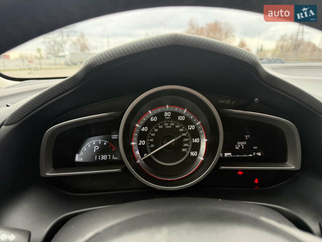 Белый Мазда 3, объемом двигателя 2 л и пробегом 114 тыс. км за 10900 $, фото 15 на Automoto.ua