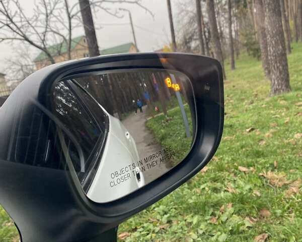 Білий Мазда 3, об'ємом двигуна 2 л та пробігом 175 тис. км за 9000 $, фото 23 на Automoto.ua