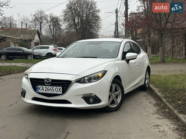 Белый Мазда 3, объемом двигателя 2 л и пробегом 173 тыс. км за 8700 $, фото 2 на Automoto.ua
