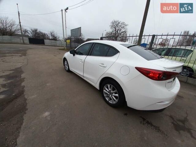 Білий Мазда 3, об'ємом двигуна 2 л та пробігом 147 тис. км за 11500 $, фото 6 на Automoto.ua