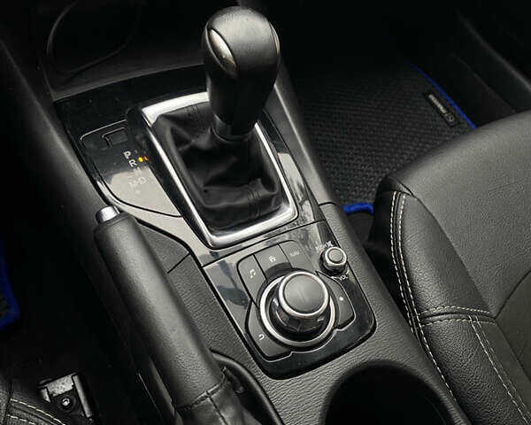 Білий Мазда 3, об'ємом двигуна 2 л та пробігом 175 тис. км за 9000 $, фото 27 на Automoto.ua