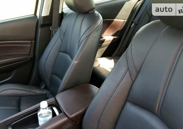 Белый Мазда 3, объемом двигателя 2 л и пробегом 126 тыс. км за 14500 $, фото 7 на Automoto.ua