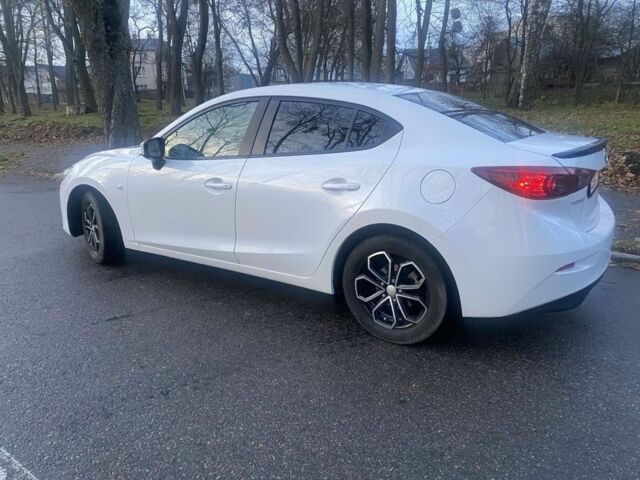 Белый Мазда 3, объемом двигателя 2 л и пробегом 111 тыс. км за 12500 $, фото 9 на Automoto.ua