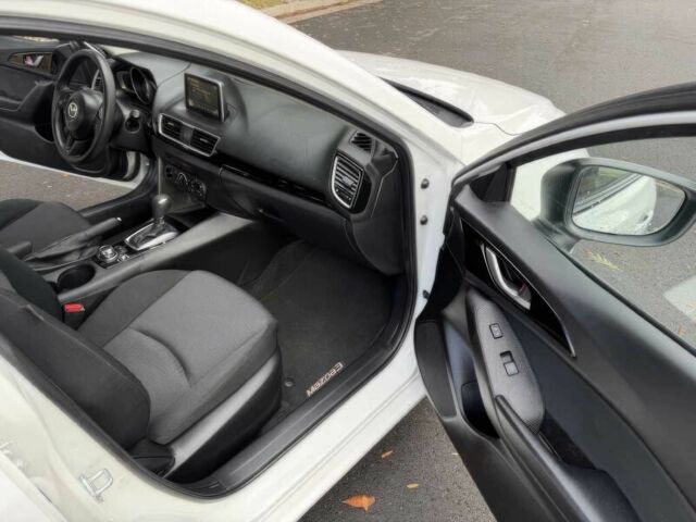 Білий Мазда 3, об'ємом двигуна 2 л та пробігом 70 тис. км за 8700 $, фото 8 на Automoto.ua