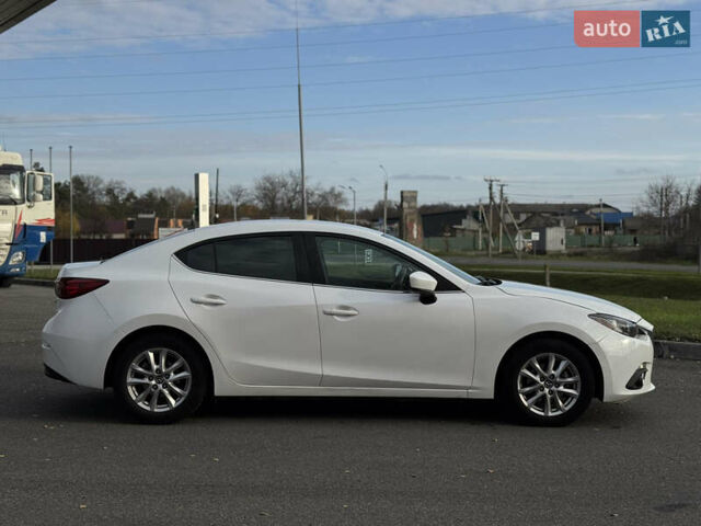 Білий Мазда 3, об'ємом двигуна 2 л та пробігом 161 тис. км за 10000 $, фото 8 на Automoto.ua