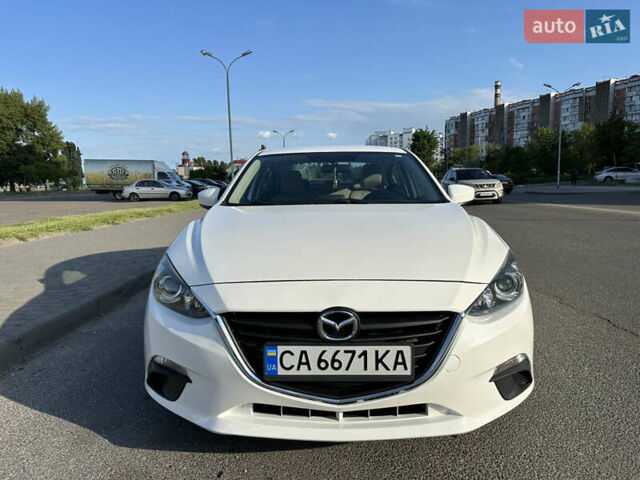Білий Мазда 3, об'ємом двигуна 2 л та пробігом 156 тис. км за 10799 $, фото 1 на Automoto.ua