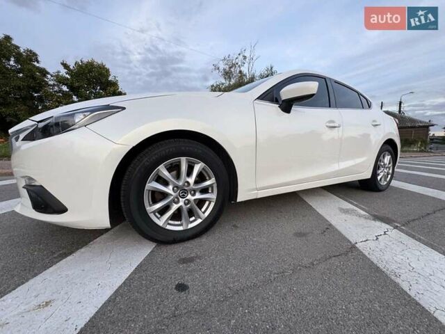 Білий Мазда 3, об'ємом двигуна 2 л та пробігом 178 тис. км за 12900 $, фото 4 на Automoto.ua