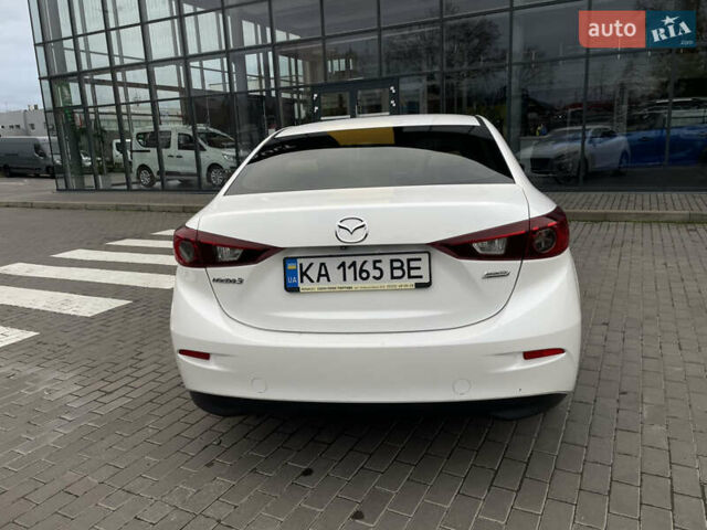 Белый Мазда 3, объемом двигателя 2 л и пробегом 168 тыс. км за 11100 $, фото 12 на Automoto.ua