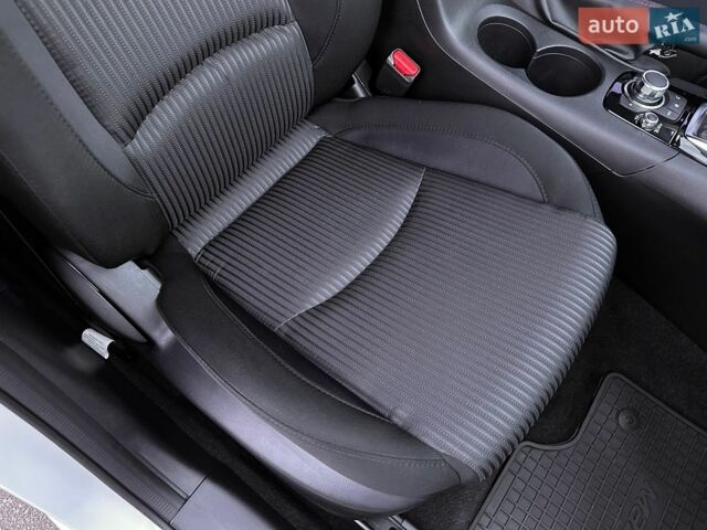 Білий Мазда 3, об'ємом двигуна 1.5 л та пробігом 89 тис. км за 14700 $, фото 40 на Automoto.ua