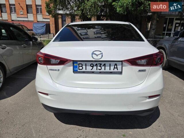Білий Мазда 3, об'ємом двигуна 2 л та пробігом 125 тис. км за 12000 $, фото 3 на Automoto.ua