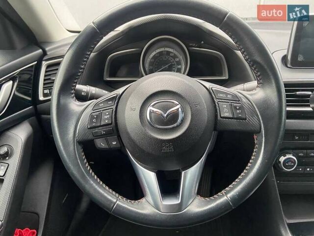 Білий Мазда 3, об'ємом двигуна 2 л та пробігом 166 тис. км за 12900 $, фото 8 на Automoto.ua
