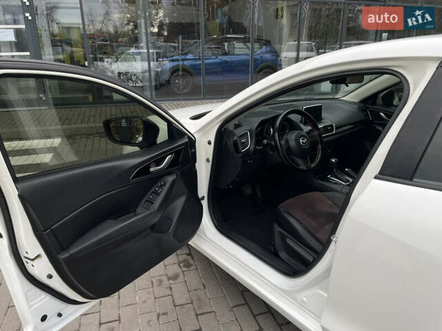 Белый Мазда 3, объемом двигателя 2 л и пробегом 168 тыс. км за 11100 $, фото 21 на Automoto.ua