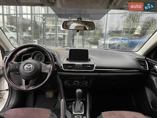 Белый Мазда 3, объемом двигателя 2 л и пробегом 168 тыс. км за 11100 $, фото 20 на Automoto.ua