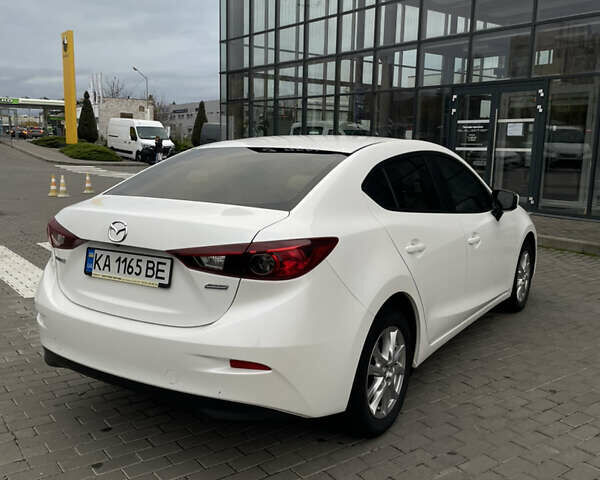 Белый Мазда 3, объемом двигателя 2 л и пробегом 168 тыс. км за 11100 $, фото 11 на Automoto.ua