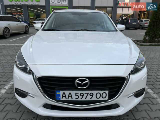 Белый Мазда 3, объемом двигателя 1.5 л и пробегом 144 тыс. км за 14500 $, фото 7 на Automoto.ua