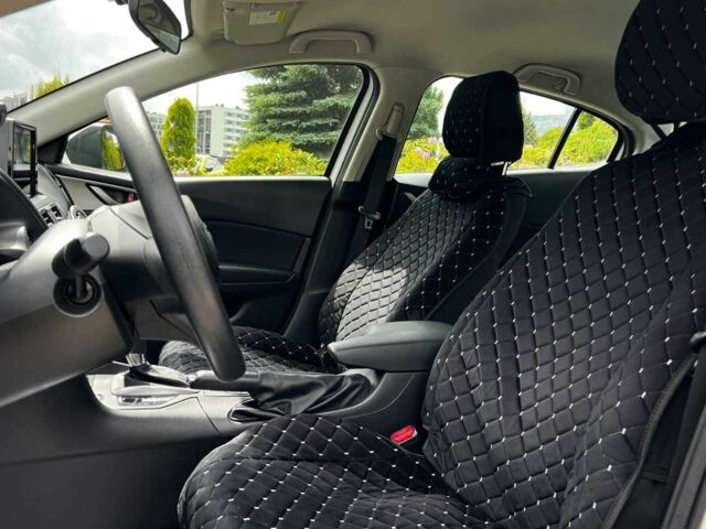 Білий Мазда 3, об'ємом двигуна 2 л та пробігом 137 тис. км за 12300 $, фото 8 на Automoto.ua