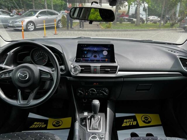 Білий Мазда 3, об'ємом двигуна 2 л та пробігом 137 тис. км за 12300 $, фото 11 на Automoto.ua