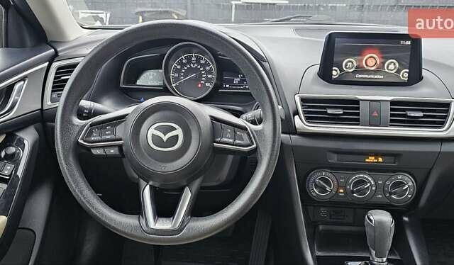 Белый Мазда 3, объемом двигателя 2 л и пробегом 130 тыс. км за 9900 $, фото 8 на Automoto.ua