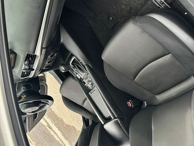 Білий Мазда 3, об'ємом двигуна 2 л та пробігом 197 тис. км за 9999 $, фото 24 на Automoto.ua