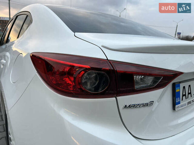Белый Мазда 3, объемом двигателя 1.5 л и пробегом 144 тыс. км за 14500 $, фото 26 на Automoto.ua