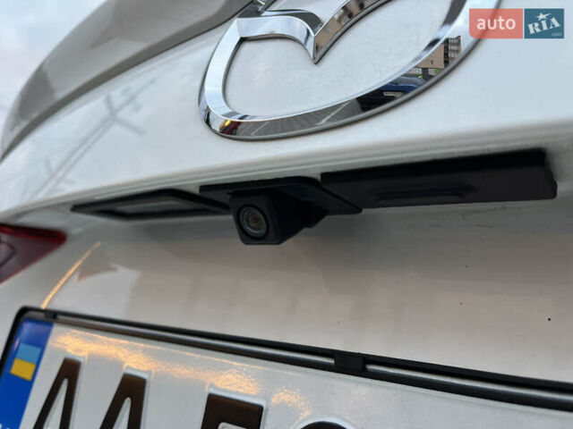Белый Мазда 3, объемом двигателя 1.5 л и пробегом 144 тыс. км за 14500 $, фото 29 на Automoto.ua