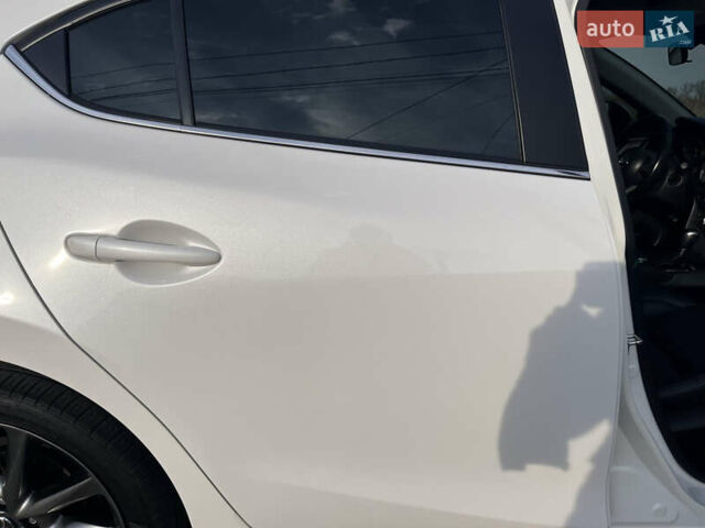 Белый Мазда 3, объемом двигателя 2.49 л и пробегом 110 тыс. км за 15700 $, фото 6 на Automoto.ua