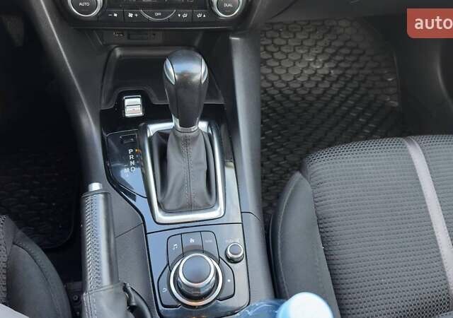 Білий Мазда 3, об'ємом двигуна 1.5 л та пробігом 144 тис. км за 13500 $, фото 12 на Automoto.ua