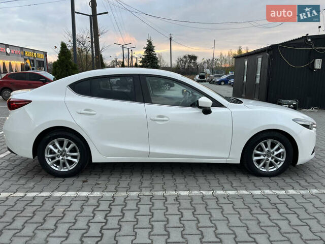 Белый Мазда 3, объемом двигателя 1.5 л и пробегом 144 тыс. км за 14500 $, фото 5 на Automoto.ua
