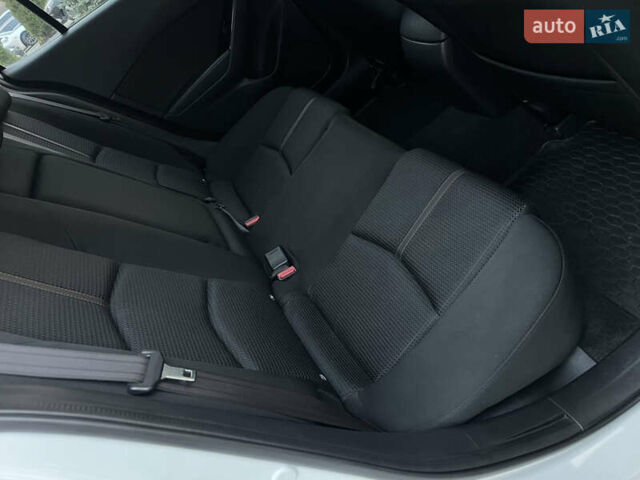 Белый Мазда 3, объемом двигателя 1.5 л и пробегом 144 тыс. км за 14500 $, фото 33 на Automoto.ua