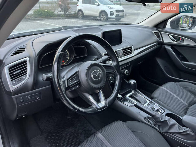 Белый Мазда 3, объемом двигателя 1.5 л и пробегом 144 тыс. км за 14500 $, фото 13 на Automoto.ua