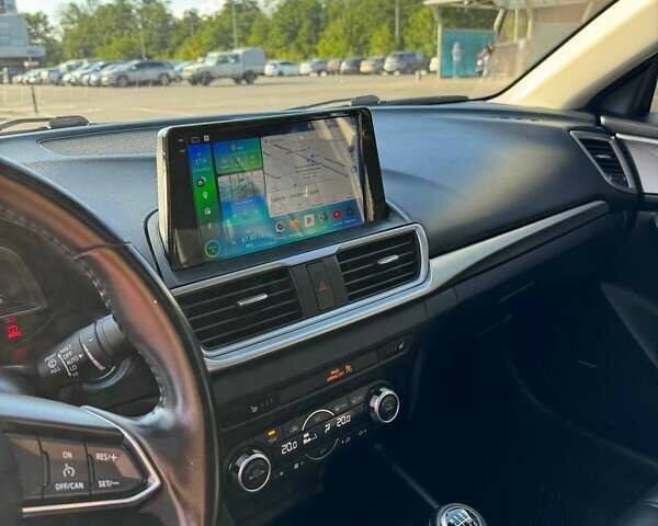 Білий Мазда 3, об'ємом двигуна 2.49 л та пробігом 108 тис. км за 12800 $, фото 14 на Automoto.ua