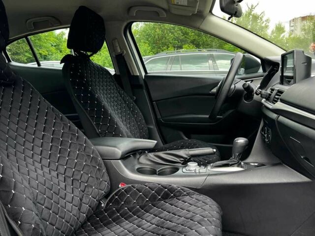 Білий Мазда 3, об'ємом двигуна 2 л та пробігом 137 тис. км за 12300 $, фото 17 на Automoto.ua