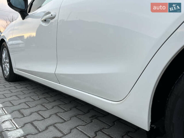 Белый Мазда 3, объемом двигателя 1.5 л и пробегом 144 тыс. км за 14500 $, фото 25 на Automoto.ua