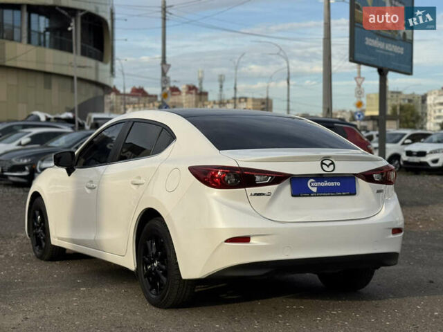 Белый Мазда 3, объемом двигателя 2 л и пробегом 39 тыс. км за 13500 $, фото 6 на Automoto.ua